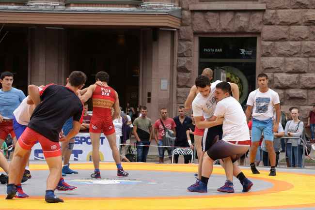 Intersport RUN UA: як у Києві пройшов грандіозний спортивний фестиваль